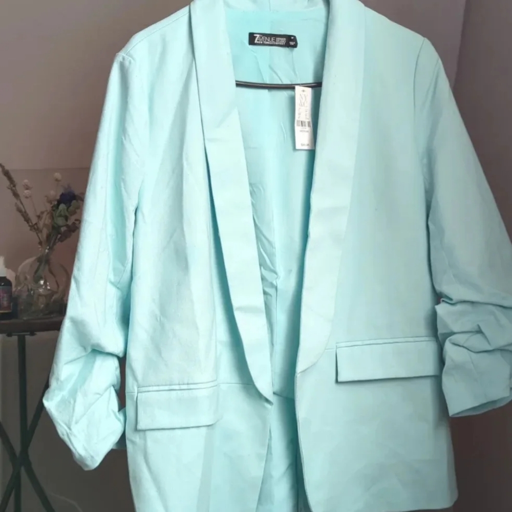 New York & Co tag size Medium Pastel blue Blazer